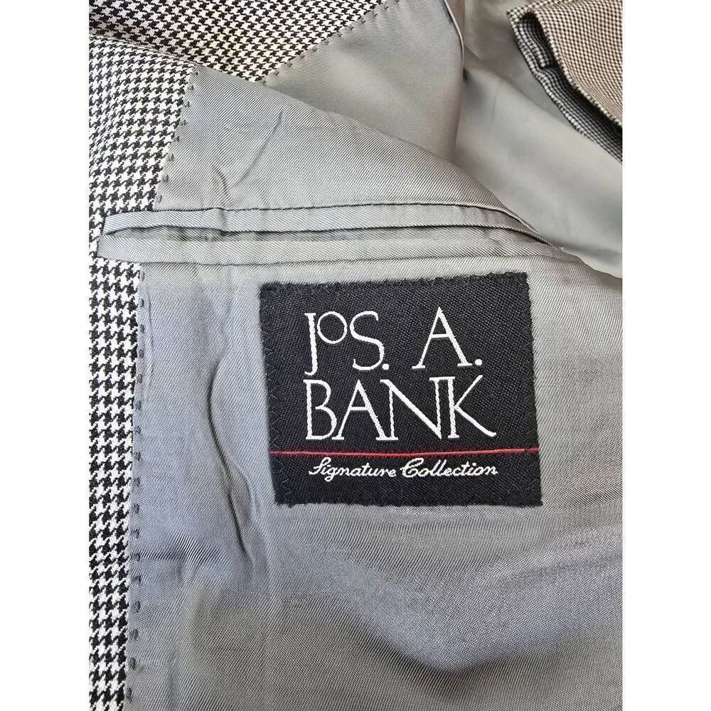 JoS. A Bank Signature Collection Suit Jacket 44S Gray Charcoal Check